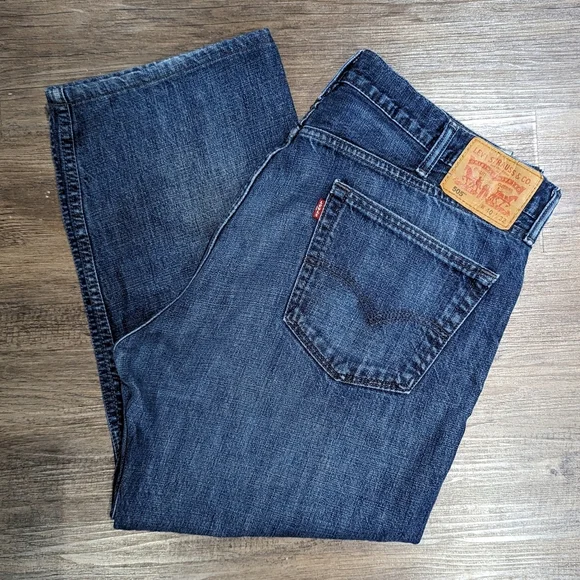 Levi's Distressed 505s - Picture 2 of 5